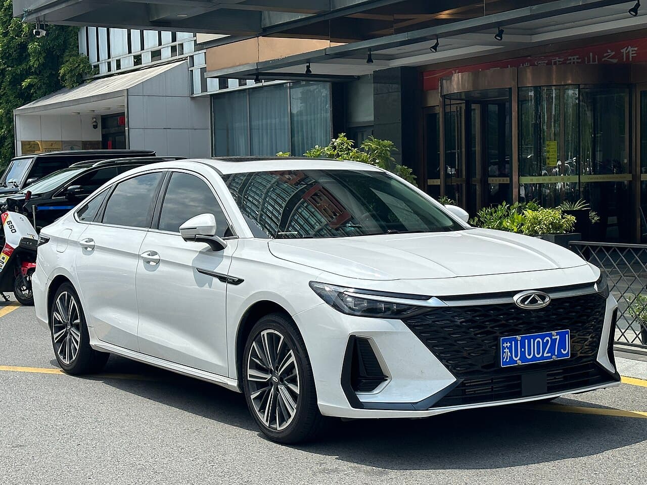 Chery Arrizo 8