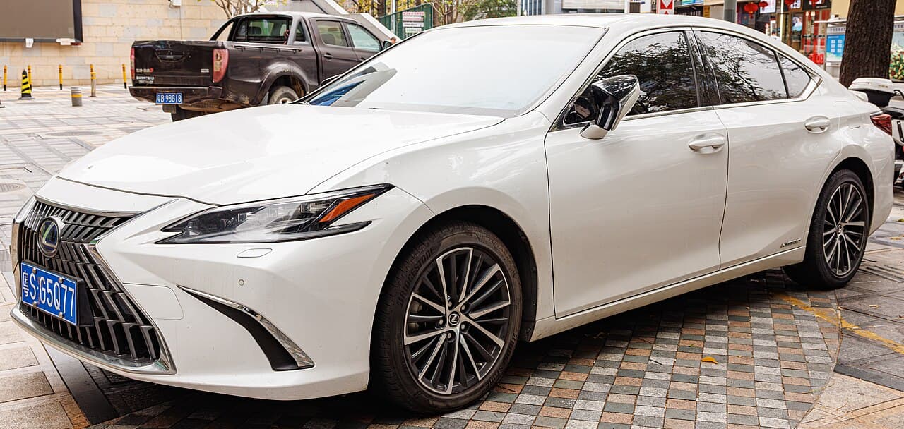 Lexus ES 250